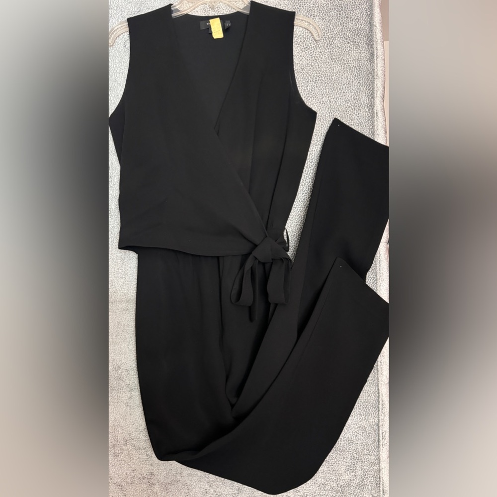 🌺 Theory Black Sleeveless V Neck Wrap Tie Pantsuit Size 2 - Picture 10 of 12